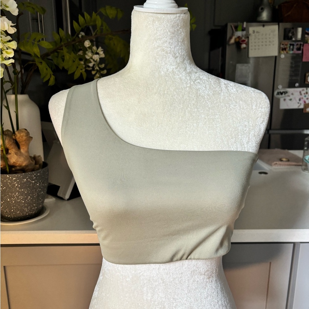 One-Shoulder Matcha Green Bianca Sports Bra Workout Top